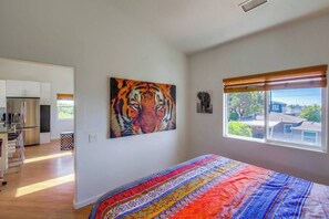 1 chambre, bureau, fer et planche à repasser, accès au Wi-Fi (inclus)