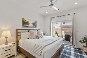 4 bedrooms, iron/ironing board, free WiFi, bed sheets