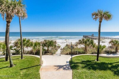 Spacious Home: Near Beach, Large Yard, Game Room & Dog-Friendly!