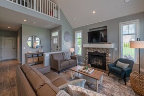 Smart-tv, pejs, bordfodbold, bøger