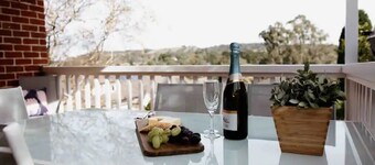 Family, Pet  & EV Friendly Home in Bowral Centre