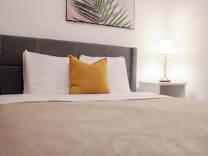 2 habitaciones, wifi gratis y ropa de cama