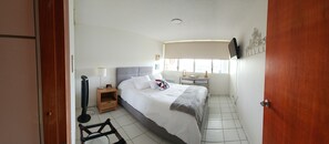 1 غرفة نوم ومكتب وواي فاي وملاءات أسرّة