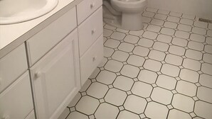 Bathroom - 4 bedroom accommodation in Harvey Cedars (Harvey Cedars)