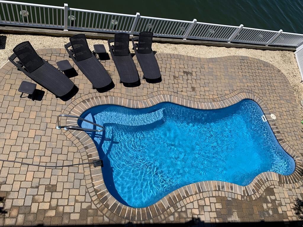 4 bedroom accommodation in Ship Bottom