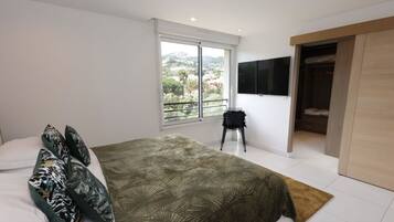 3 chambres, accĂšs Internet, draps fournis