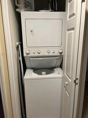 Interior - 2 bedroom accommodation in Ship Bottom (Ship Bottom)