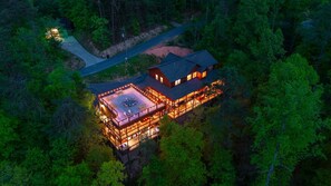 Exterior - Elegant Elite Estate By Ghosal Luxury Lodging (Pigeon Forge)