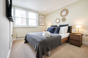 1 bedroom, iron/ironing board, free WiFi, bed sheets