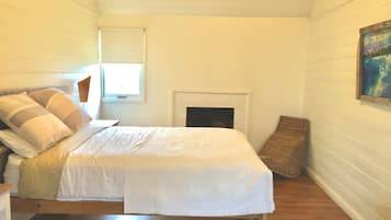 5 bedrooms, bed sheets