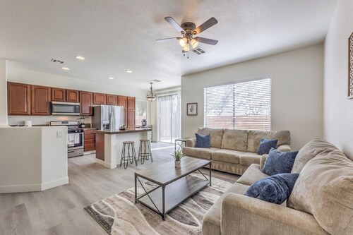 5 beds/Free Streaming/Arcade/Wi-Fi/Tv's/Coffee