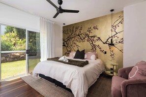 6 bedrooms, desk, iron/ironing board, WiFi