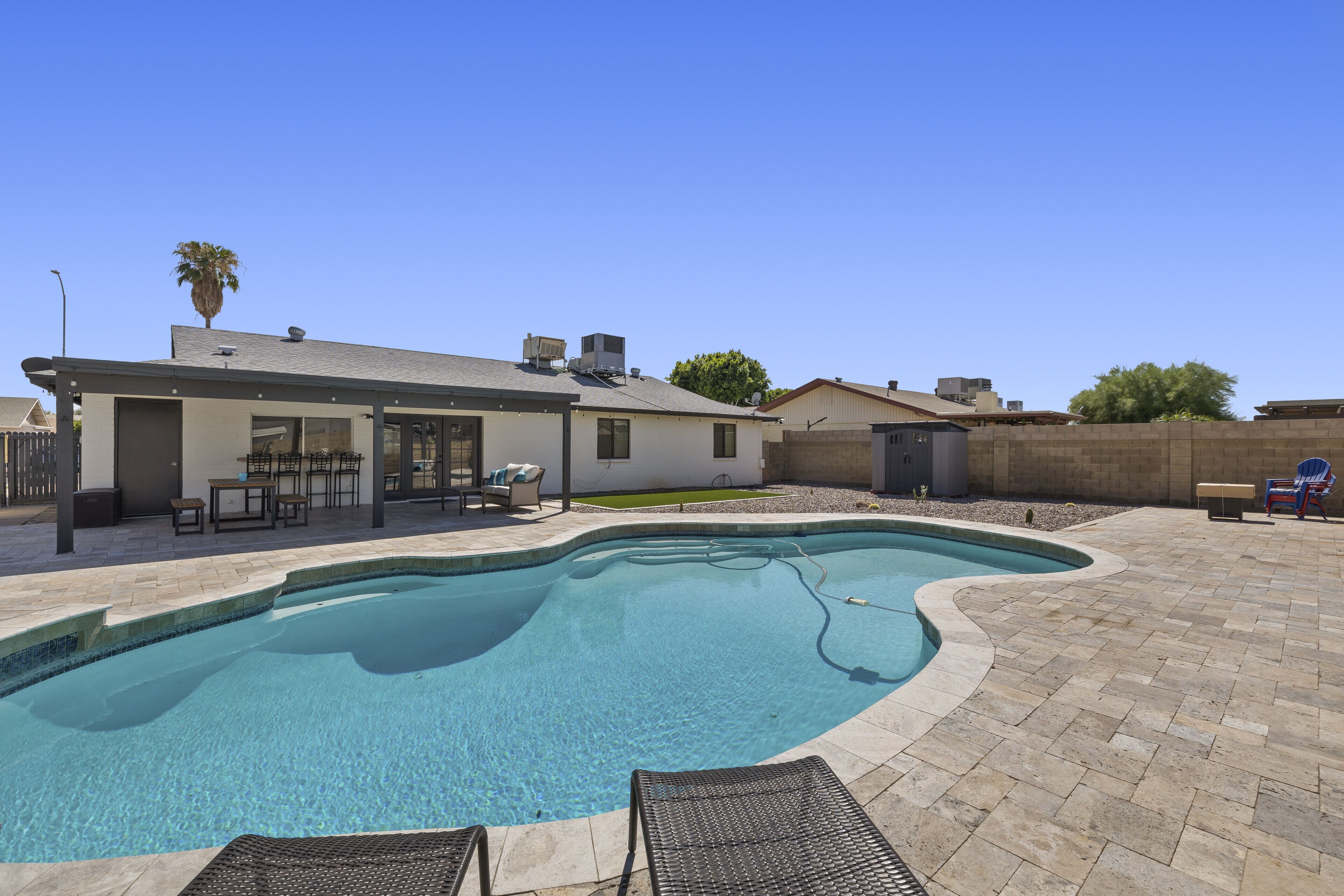Location! 4bd Near Everything! Private pool