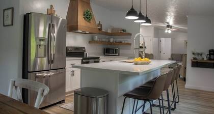 Maple Retreat - Maple Retreat