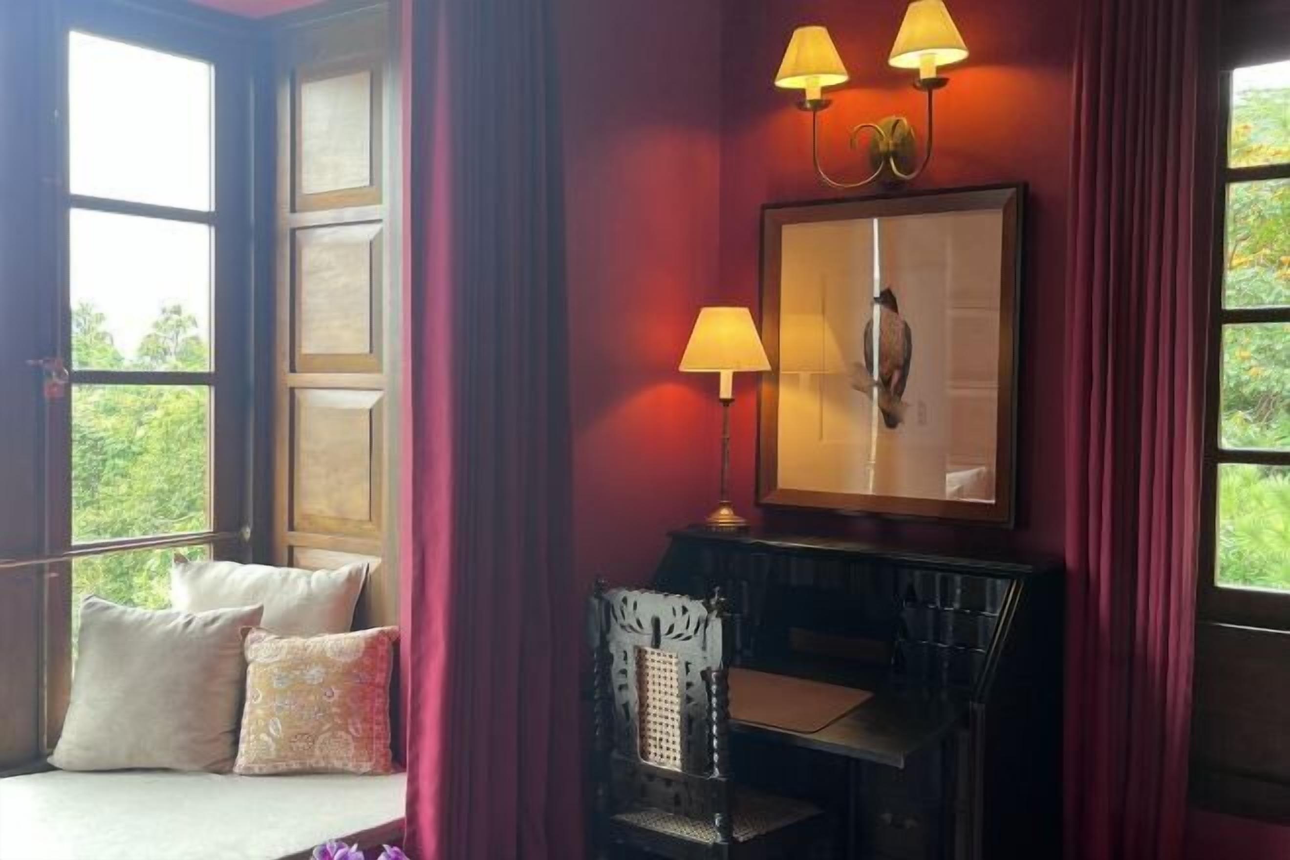 1 bedroom, in-room safe, desk, soundproofing