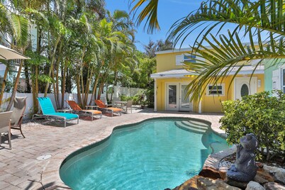 Walk-up suite with on-site pool, private deck, full kitchen - walk to beach