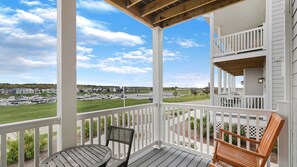 Property grounds - Mansion Flat @ Navvy Town (Ottawa)