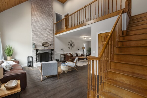 Smart TV, fireplace, video games, stereo