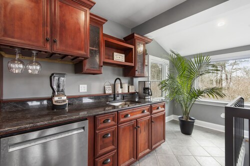 JUST LISTED! Coastal Bliss: Luxury Home w/ Central A/C! Walk to Beach and Dining