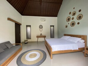 3 عدّة غرف نوم وخزنة داخل الغرفة وسرير سفر وواي فاي مجانًا