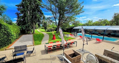 Villa 1848 / Heated swimming pool all time / Sauna / Billiards / Table football