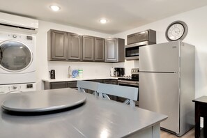 Apartment (Sugar Sand Cottage B) | Exterior