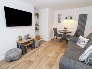 Cottage | Living area - Sea View Terrace (Conwy)