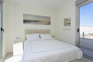 3 bedrooms, iron/ironing board, WiFi, bed sheets - CH Villa Augusta Doña Pepa (Ciudad Quesada) (Ciudad Quesada)