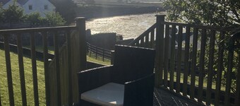 Driftaway at Barrow Lodge on the shore of stunning Barrow Bay