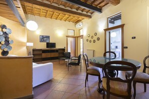 Apartment | 2 bedrooms - Verdi 11 in Firenzuola (Florence)