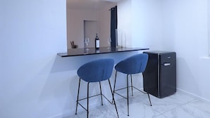 Interior - La Suite - Loft Spa - Love room in green Provence (Tavernes)