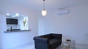 Smart TV - La Suite - Loft Spa - Love room in green Provence (Tavernes)