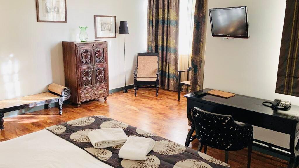 premium suite | premium bedding, select comfort beds, in-room safe, desk