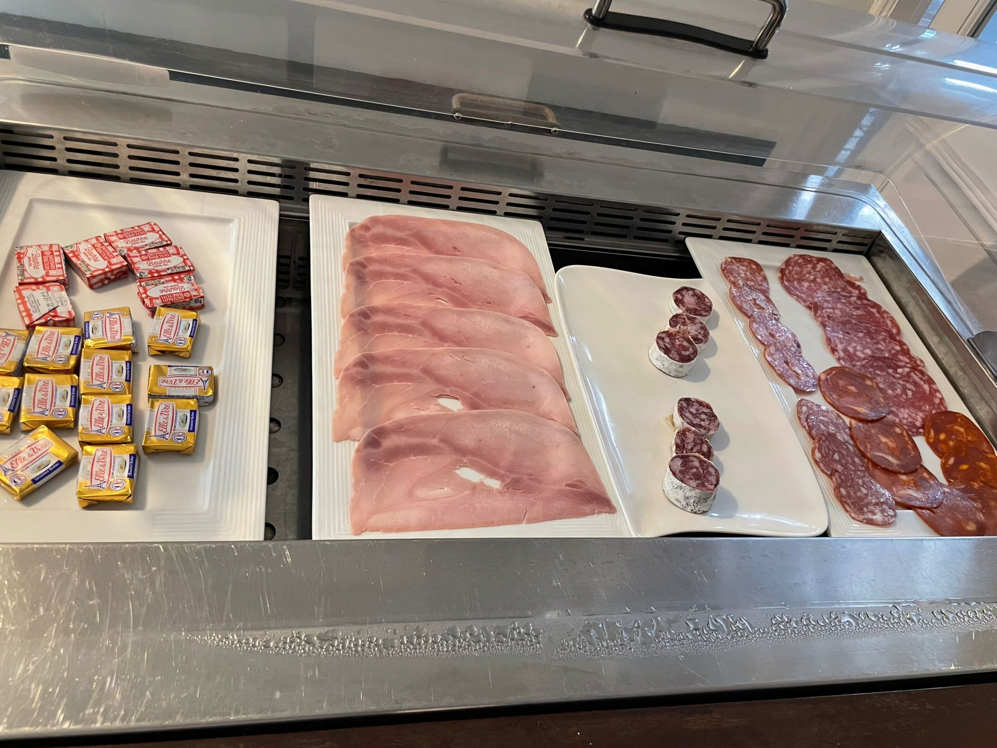 daily buffet breakfast (eur 18 per person)