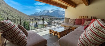 Hôtel Appartement "Residence Larice Bianco N6" avec vue montagne, terrasse partagée et Wi-Fi