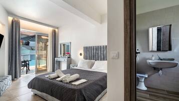 Bügeleisen/Bügelbrett, kostenloses WLAN, Bettwäsche