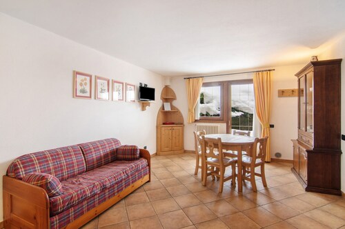Appartement de l'hôtel "Residence Larice Bianco N4" avec vue montagne, terrasse partagée et Wi-Fi