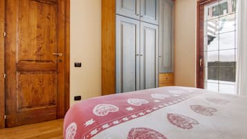 2 chambres, Wi-Fi gratuit, draps fournis