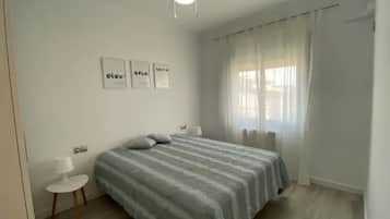 1 chambre, fer et planche Ă repasser, Wi-Fi gratuit, draps fournis