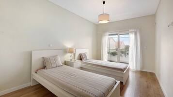 3 sovrum, strykjÀrn/strykbrÀda, gratis wi-fi och sÀngklÀder