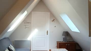 Tv, pejs, dvd-afspiller, bordtennisbord