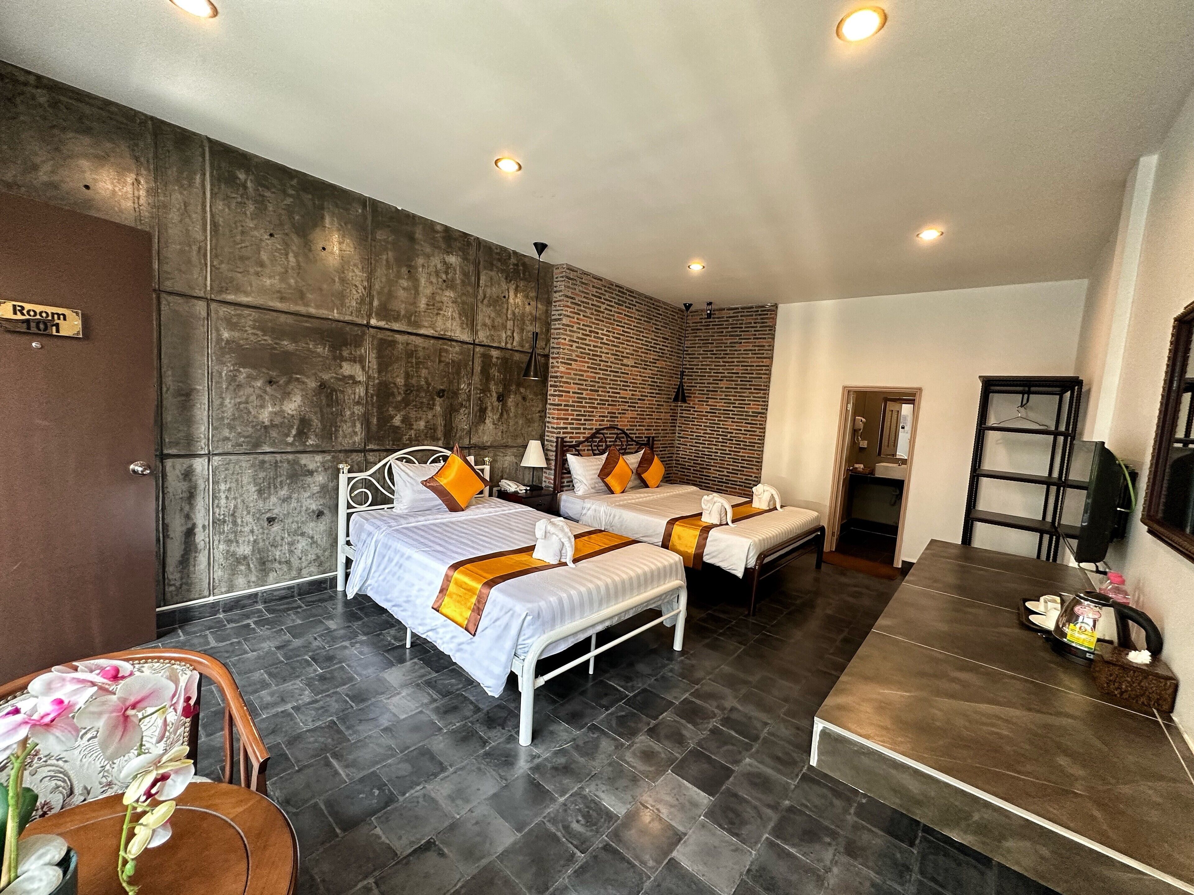 Photo - Sun Chakra Boutique Hotel - 50m to Museum & Royal Palace & Walking street