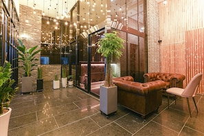 Quầy tiếp tân