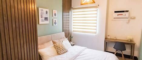 1 bedroom, iron/ironing board