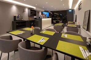 Reception - O&O Hotel Oberursel (Oberursel)
