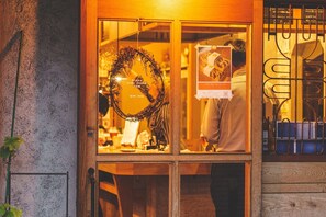 Dining - BEPPU SakeStay YOTTEStay and indulge in sake and hot springs at the popular Kakuuchi  - BEPPU Sake  Stay YOTTE / Beppu Ōita (Beppu)