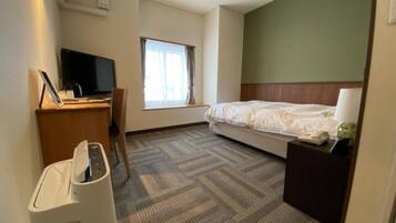 1 Schlafzimmer, Schreibtisch, Bügeleisen/Bügelbrett, Bettwäsche