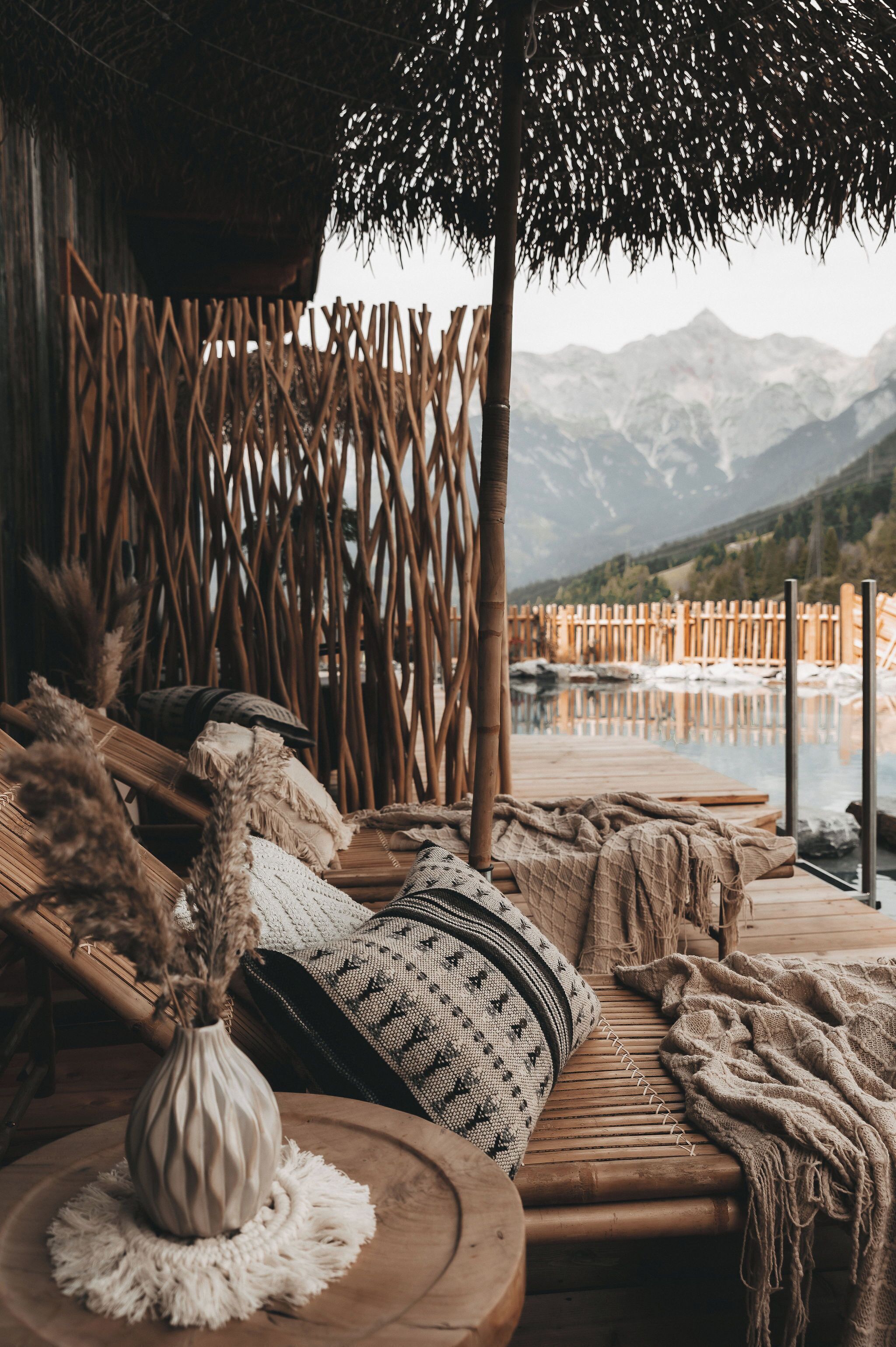 华丽套房 | 客房内保险箱、遮光窗帘、熨斗/熨板、免费 WiFi