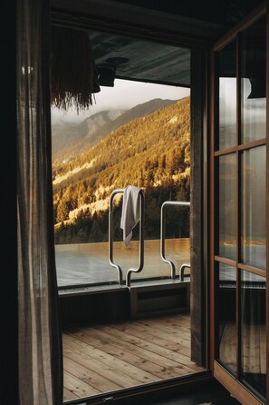 Panoramic-Dreibettzimmer | Terrasse/Patio