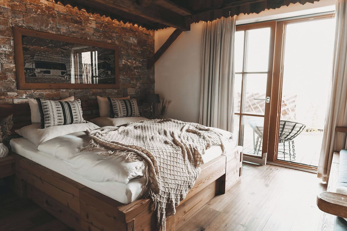 Panoramic Triple Room | 1 bedroom, in-room safe, blackout curtains, iron/ironing board